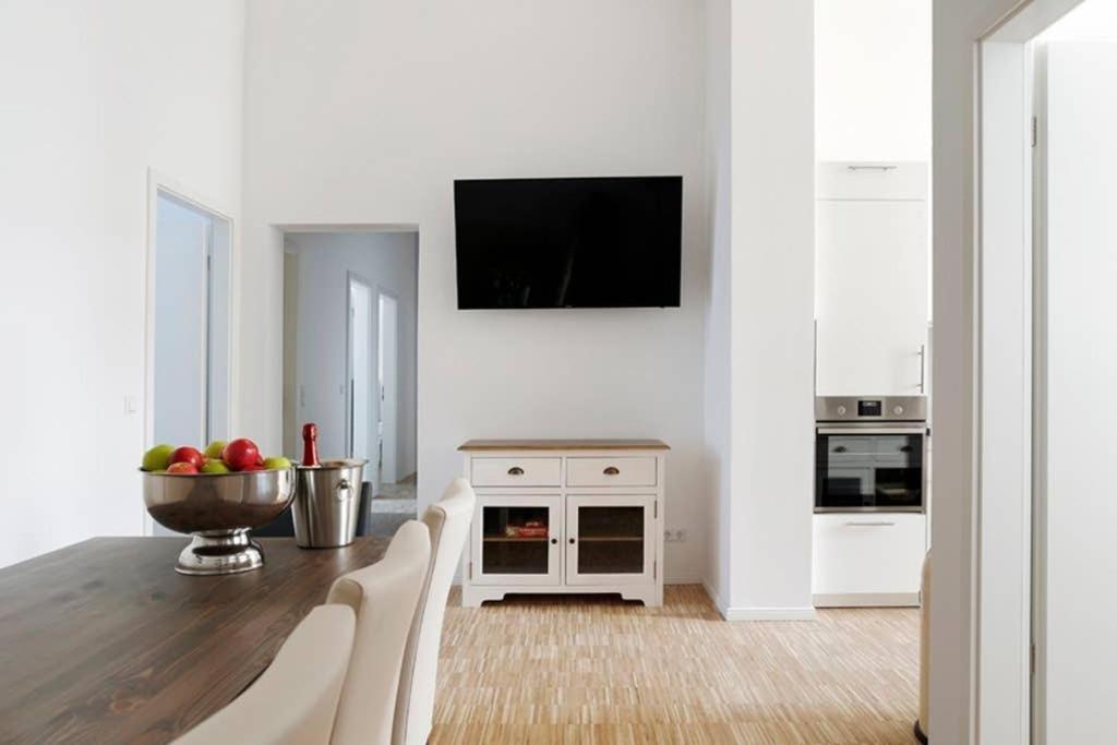 Sc 06 By Rockchair Apartments L Superhost Status L 4 Bedrooms Boxspringbeds 2 Bathrooms Balcony Elevator - Cozy Family & Business Flair Welcomes You! ベルリン エクステリア 写真