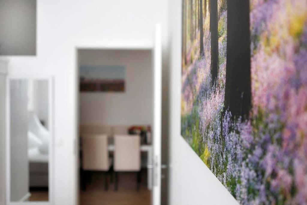 Sc 06 By Rockchair Apartments L Superhost Status L 4 Bedrooms Boxspringbeds 2 Bathrooms Balcony Elevator - Cozy Family & Business Flair Welcomes You! ベルリン エクステリア 写真